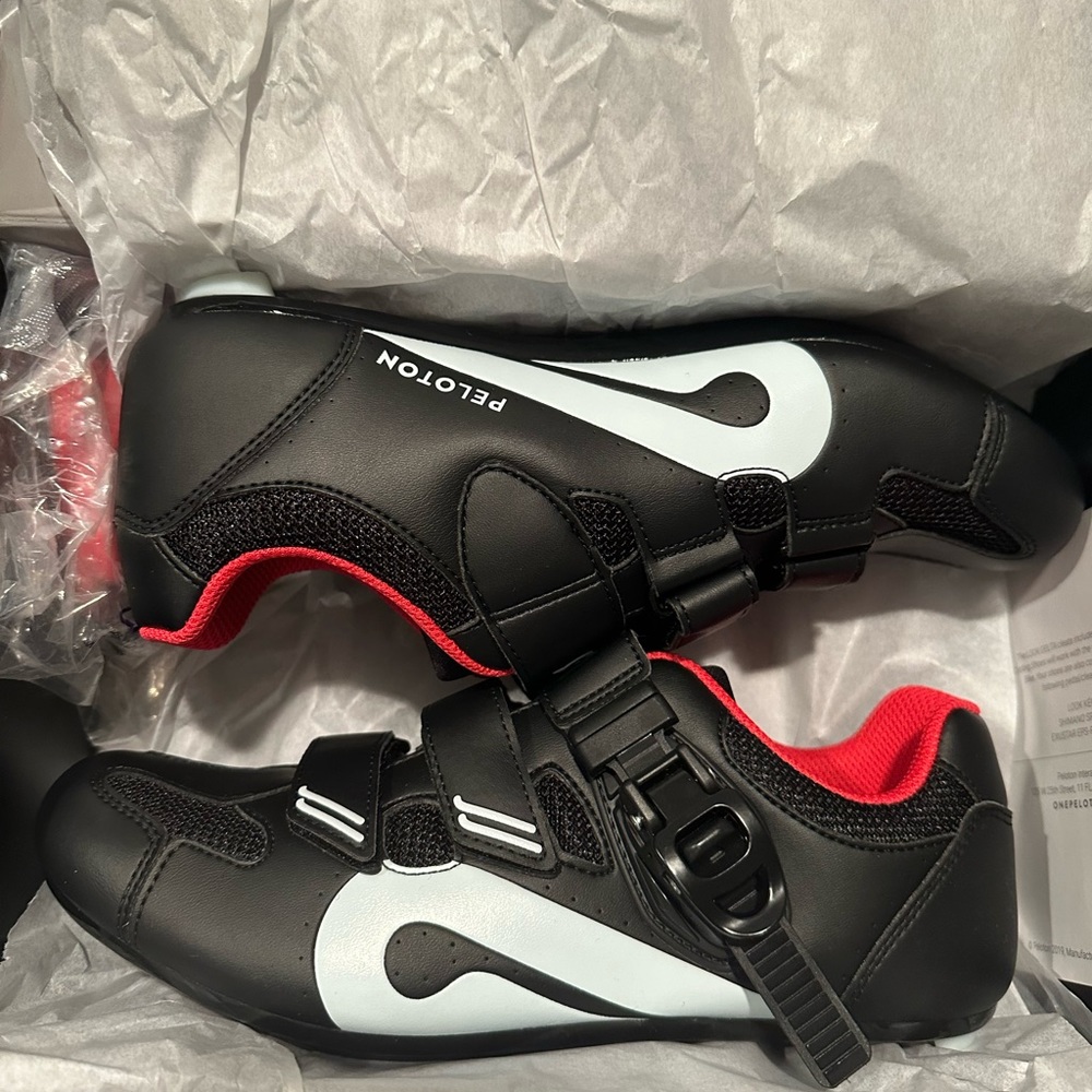 Peloton Cycling Shoes (New!)